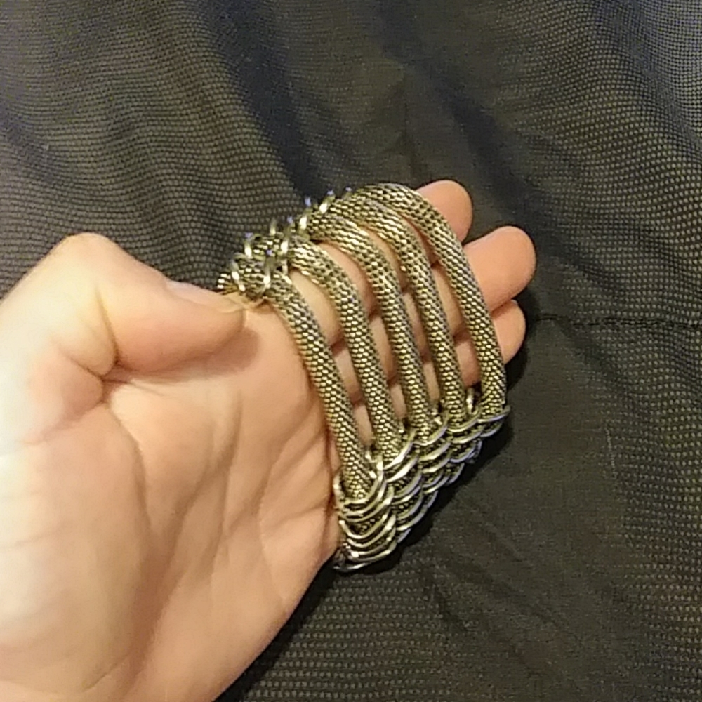 Random braclets